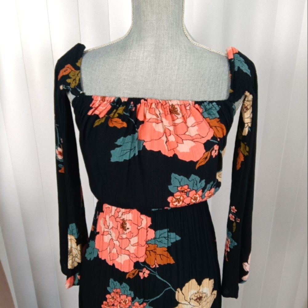 Billabong Womens Dress. - Picture 4 of 16